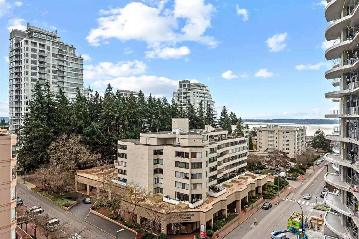 Office / Den Photo of 803 1501 Foster Street, White Rock, BC