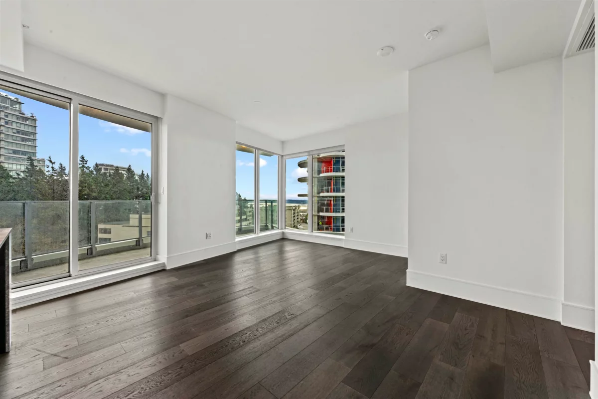 Pantry Photo of 803 1501 Foster Street, White Rock, BC