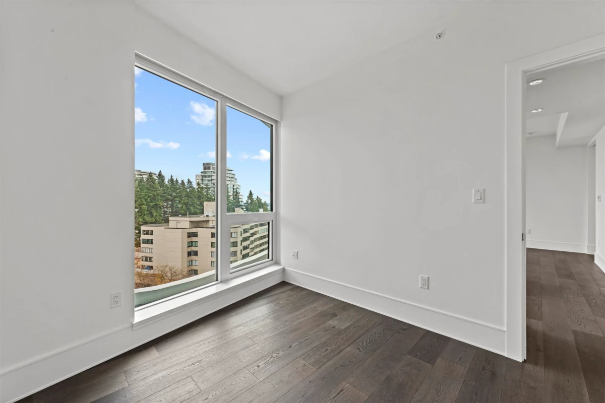 Primary Bedroom Photo of 803 1501 Foster Street, White Rock, BC