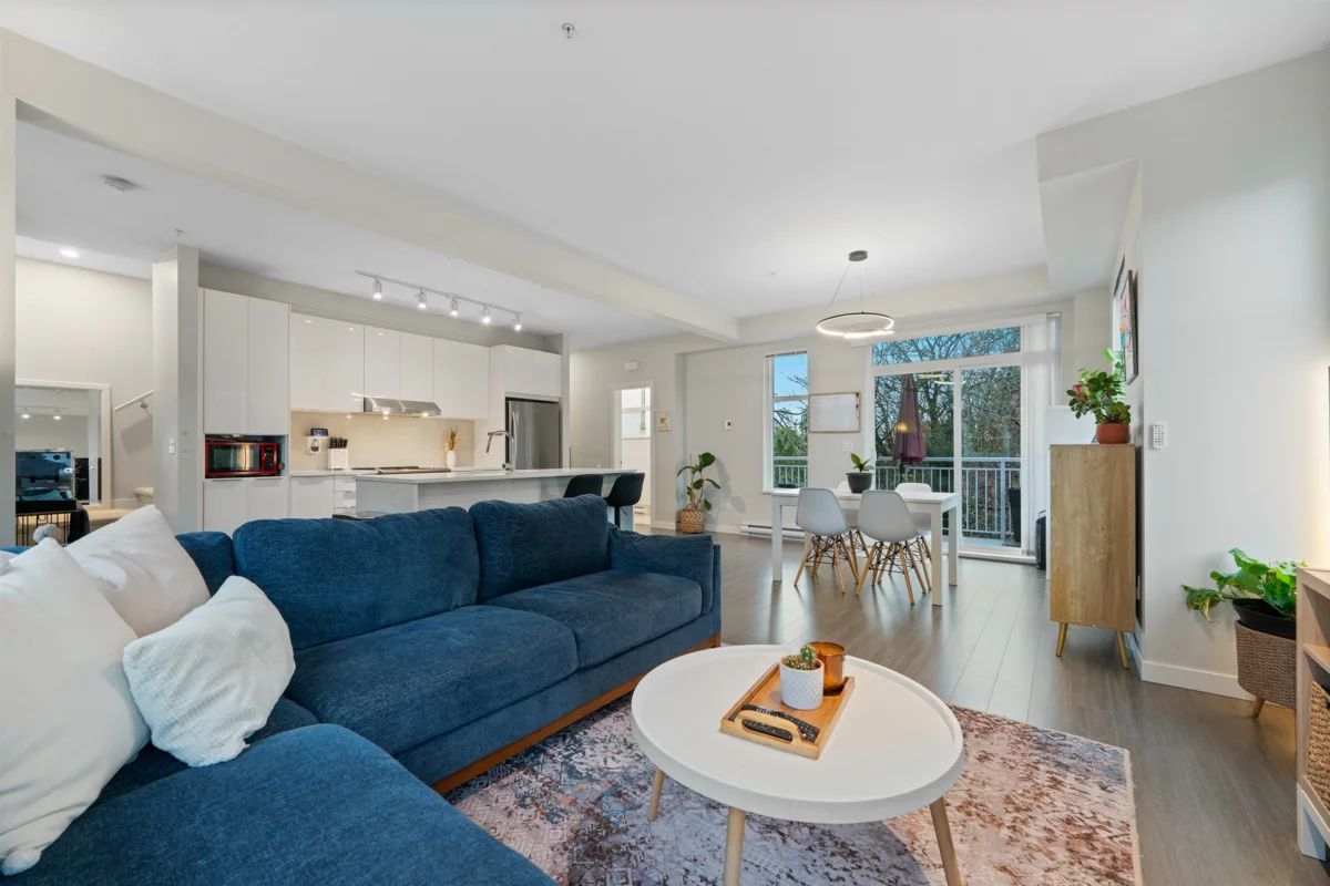 Breakfast Nook Photo of 1904 11295 Pazarena Place, Maple Ridge, BC