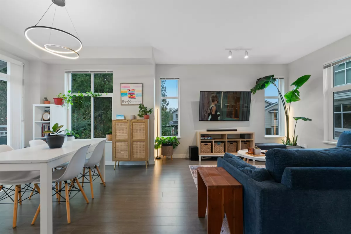 Dining Area Photo of 1904 11295 Pazarena Place, Maple Ridge, BC