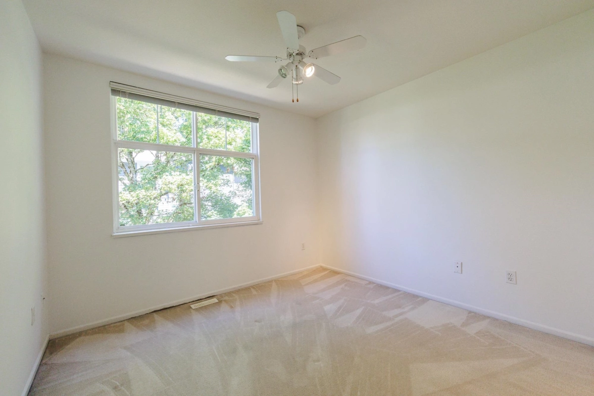 Garage Interior Photo of 31 14877 33 Avenue, Surrey, BC