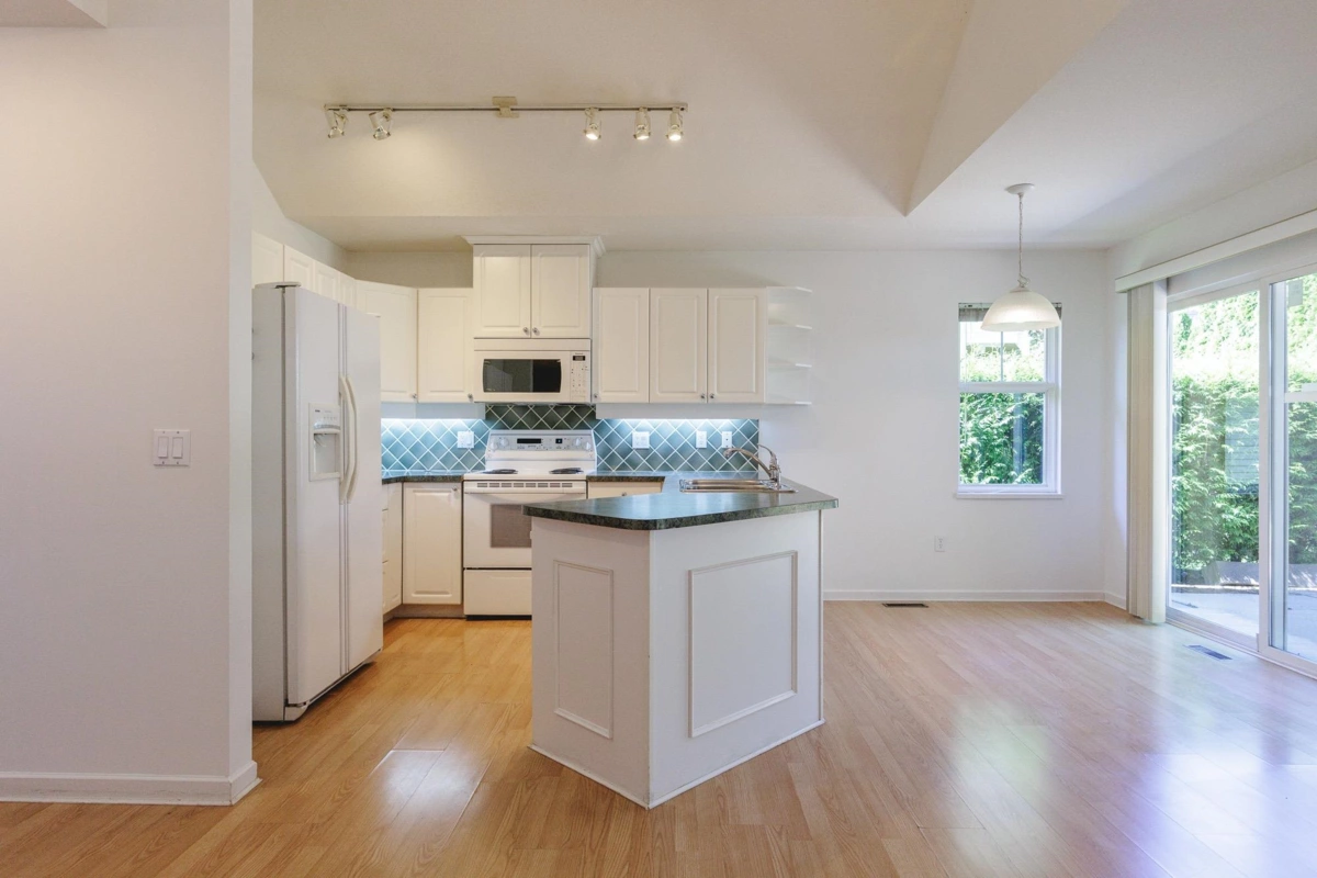 Primary Bedroom Photo of 31 14877 33 Avenue, Surrey, BC