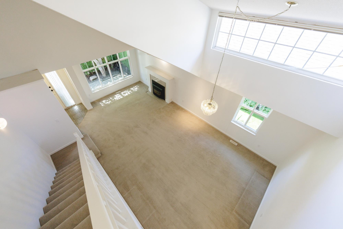 Staircase Photo of 31 14877 33 Avenue, Surrey, BC