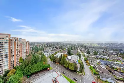 1608 4711 Hazel Street, Burnaby, BC