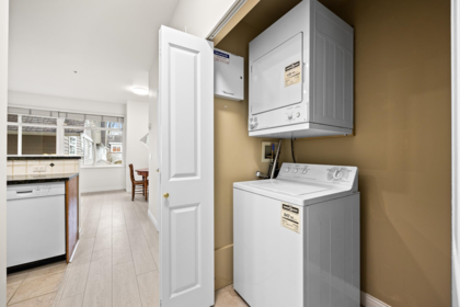 Hallway Photo of 5406 Larch Street, Vancouver, BC
