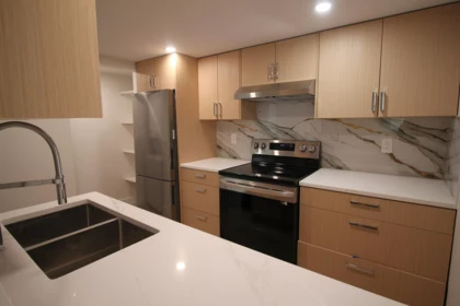 706 6595 Bonsor Avenue, Burnaby, BC, Metrotown — 2 bed apartment/condo for sale