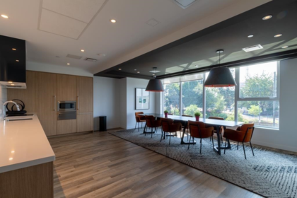 Office / Den Photo of 405 13655 Fraser Highway, Surrey, BC