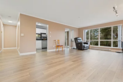 Kitchen Photo of 206 32120 Mt Waddington Avenue, Abbotsford, BC