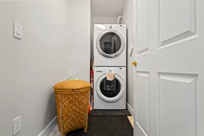 Mudroom Photo of 206 32120 Mt Waddington Avenue, Abbotsford, BC