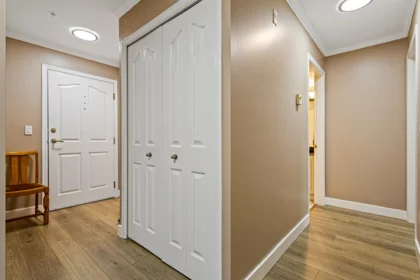 Walk-In Closet Photo of 206 32120 Mt Waddington Avenue, Abbotsford, BC