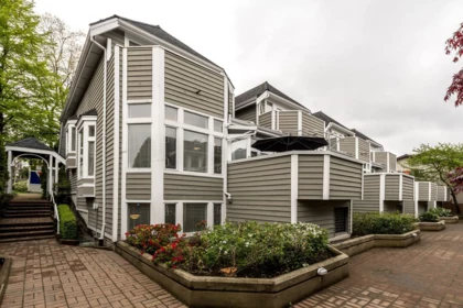 Fitness Center Photo Near 4 233 E 6th Street, North Vancouver, BC