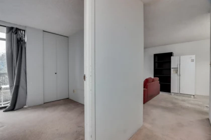 904 5932 Patterson Avenue, Burnaby, BC, Burnaby — Apartment/Condo for sale