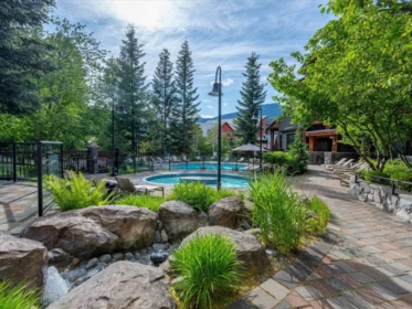 Front Yard Photo of 221 2202 Gondola Way, Whistler, BC