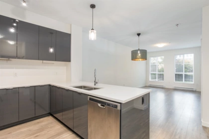 106 15137 33 Avenue, Surrey, BC, Morgan Creek — 1 bed apartment/condo for sale