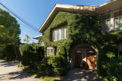 2449 Point Grey Road, Vancouver, BC, Vancouver — Townhouse for sale