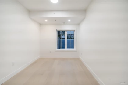 Basement Recreation Room Photo of 105 918 W 32nd Avenue, Vancouver, BC