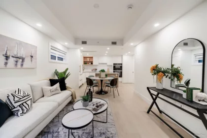 105 918 W 32nd Avenue, Vancouver, BC, Cambie — 3 bed townhouse for sale