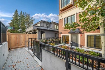 105 918 W 32nd Avenue, Vancouver, BC, Vancouver — Townhouse for sale