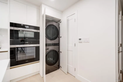 Hot Tub / Spa Photo of 105 918 W 32nd Avenue, Vancouver, BC