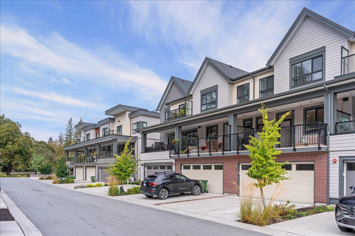 Exterior Rear Photo of 10 45500 Campus Drive, Chilliwack, BC