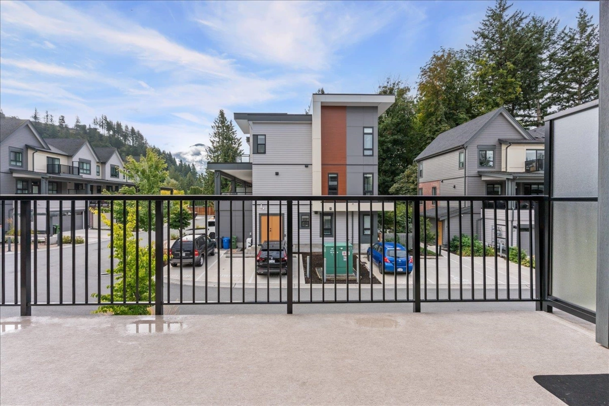 Loft / Bonus Room Photo of 10 45500 Campus Drive, Chilliwack, BC
