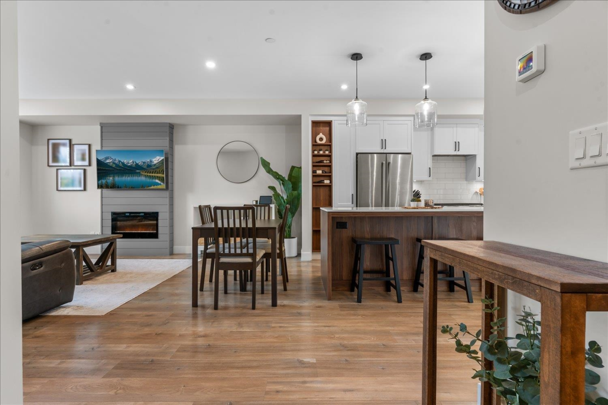 Primary Bedroom Photo of 10 45500 Campus Drive, Chilliwack, BC