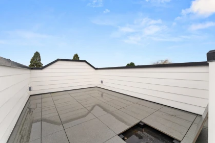 Garden / Landscaping Photo of 3411 Chatham Street, Richmond, BC