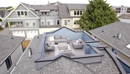 Hot Tub / Spa Photo of 3411 Chatham Street, Richmond, BC