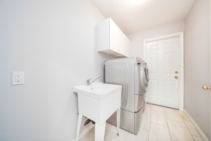 Guest Bathroom Photo of 14766 31 Avenue, Surrey, BC