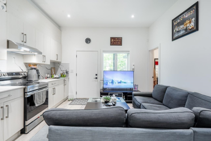 Basement Recreation Room Photo of 6052 172 Street, Surrey, BC