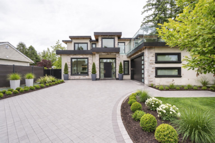 6052 172 Street, Surrey, BC, Cloverdale BC — 9 bed single family residence for sale