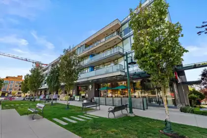 Hot Tub / Spa Photo of 312 2118 W 15th Avenue, Vancouver, BC