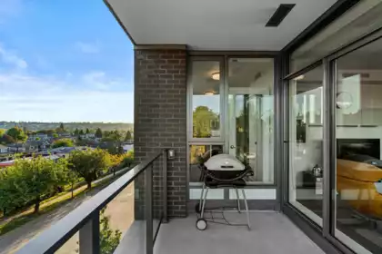 Outdoor Deck Photo of 312 2118 W 15th Avenue, Vancouver, BC