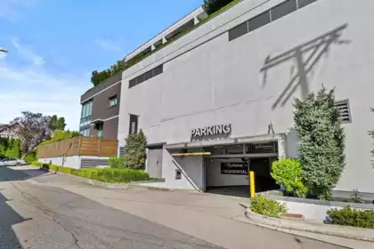 Swimming Pool Photo of 312 2118 W 15th Avenue, Vancouver, BC