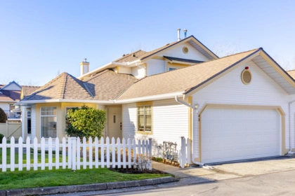 42 21138 88 Avenue, Langley, BC, Langley — Townhouse for sale