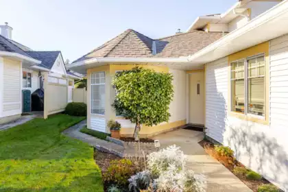 42 21138 88 Avenue, Langley, BC, Langley — Townhouse for sale