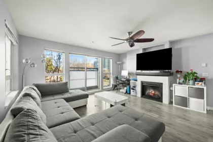 317 405 Skeena Street, Vancouver, BC, Vancouver — Apartment/Condo for sale