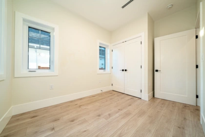 Breakfast Nook Photo of 970 Park Drive, Vancouver, BC