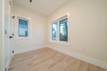 Kitchen Photo of 970 Park Drive, Vancouver, BC