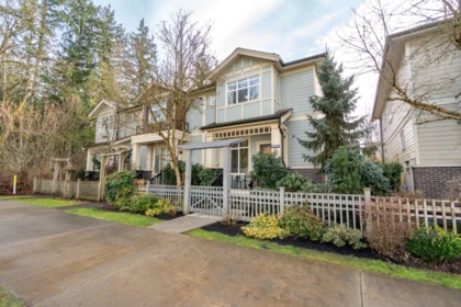 20450 84 Avenue, Langley, BC, Langley — Row House (Non-Strata) for sale