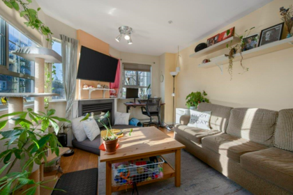 204 1520 Cotton Drive, Vancouver, BC, Vancouver — Apartment/Condo for sale