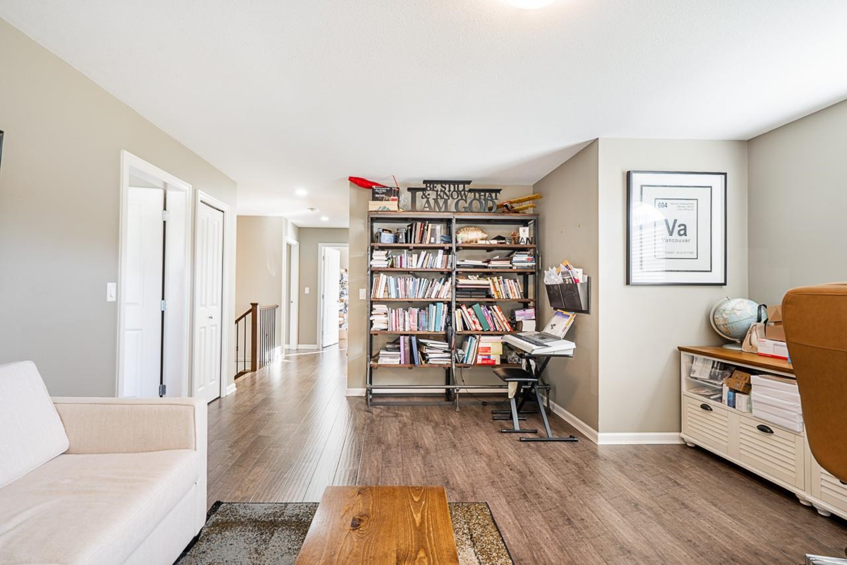 Basement Recreation Room Photo of 20840 69 Avenue, Langley, BC