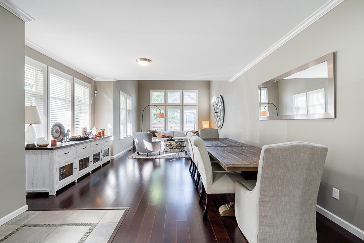 Family Room Photo of 20840 69 Avenue, Langley, BC