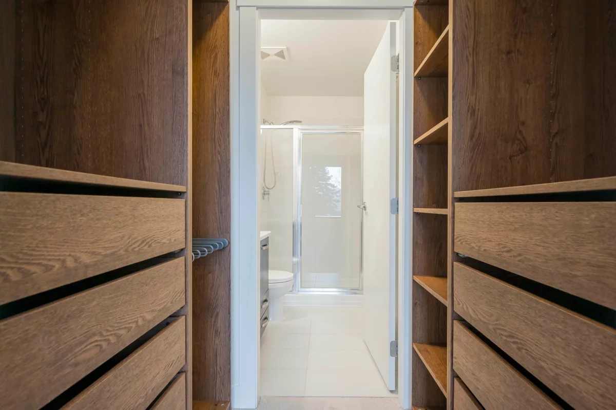 Hallway Photo of 314 33539 Holland Avenue, Abbotsford, BC