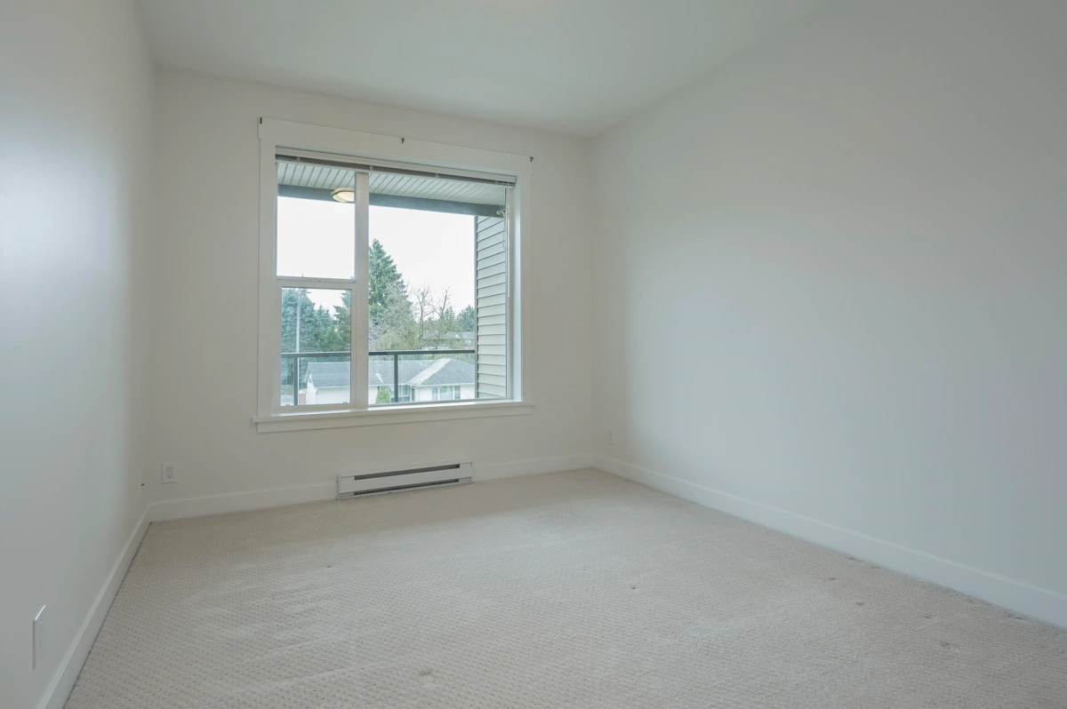Laundry Room Photo of 314 33539 Holland Avenue, Abbotsford, BC