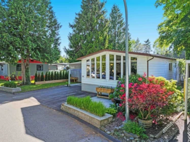 Garden / Landscaping Photo of 281 1840 160 Street, Surrey, BC