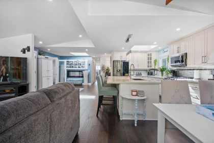 Kitchen Photo of 281 1840 160 Street, Surrey, BC