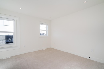 Basement Recreation Room Photo of 16711 16 Avenue, Surrey, BC