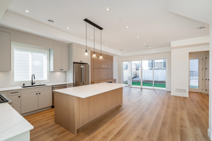 Breakfast Nook Photo of 16711 16 Avenue, Surrey, BC